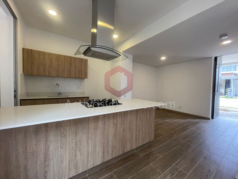 Casa en Arriendo en Vía La Ceja