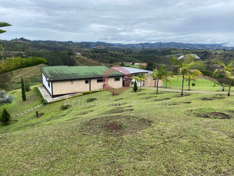 Casa-Finca en Arriendo en Vereda El Cantor