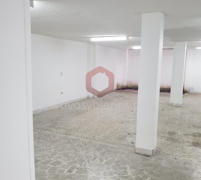 Local en Arriendo en Parque Principal