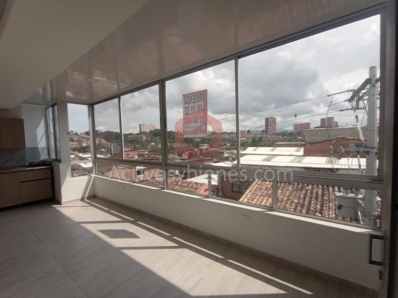 Oficina-Consultorio en Arriendo en Centro