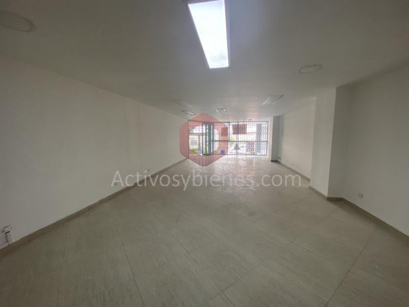 Oficina-Local en Arriendo en Laureles